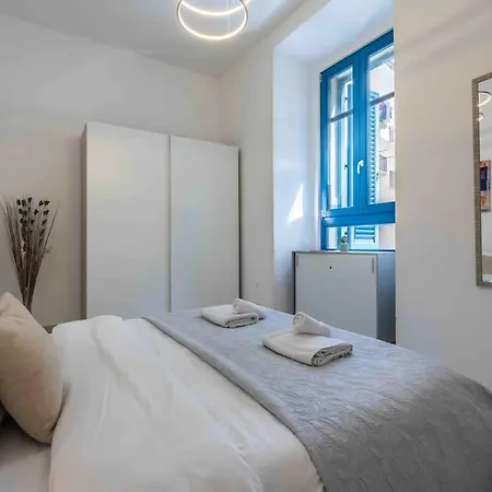 Palazzo Ducoss - In The Heart Of Appartement