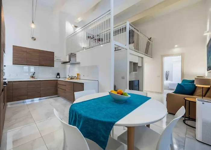 Palazzo Ducoss - In The Heart Of * Valletta